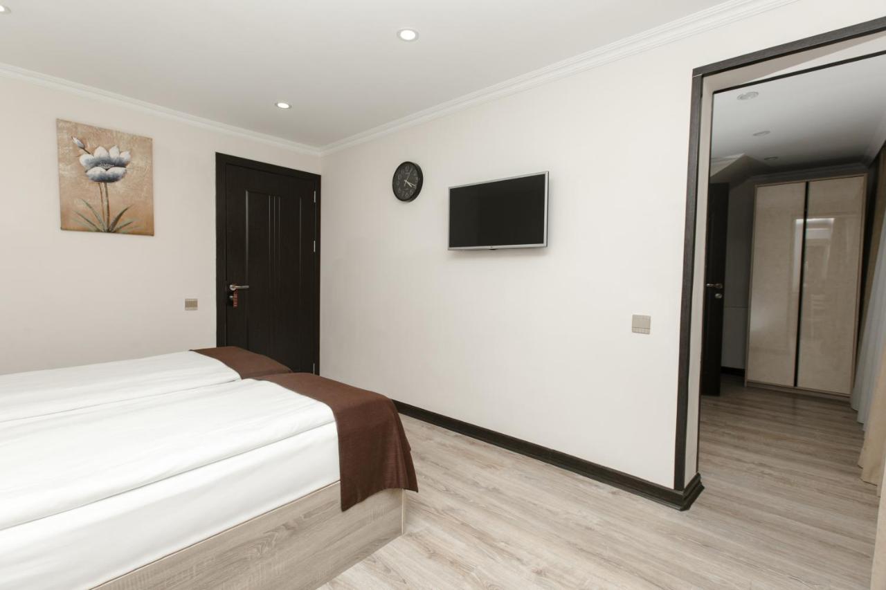 Deluxe City Hotel Baku Exterior photo